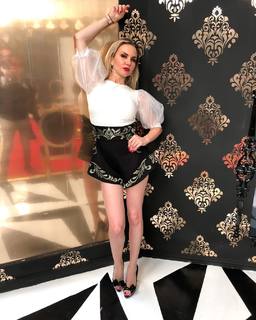 Michelle Vieth feet photo 15