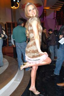 Michelle Vieth feet photo 3