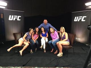 Michelle Waterson feet photo thumbnail