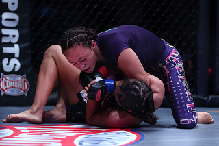 Michelle Waterson feet photo thumbnail