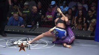 Michelle Waterson feet photo thumbnail