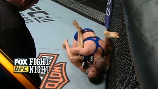 Michelle Waterson feet photo thumbnail