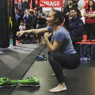 Michelle Waterson feet photo thumbnail