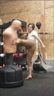 Michelle Waterson feet photo thumbnail