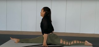 Michelle Waterson feet photo thumbnail
