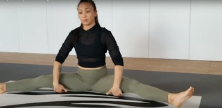 Michelle Waterson feet photo thumbnail