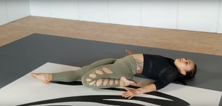 Michelle Waterson feet photo thumbnail