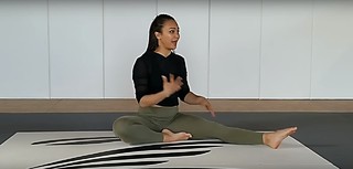 Michelle Waterson feet photo thumbnail