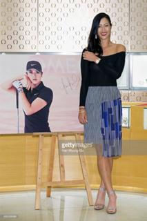Michelle Wie feet photo thumbnail