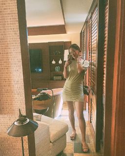 Michelle Wie feet photo thumbnail