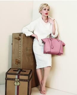 Michelle Williams feet photo thumbnail