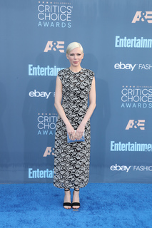 Michelle Williams feet photo thumbnail