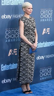 Michelle Williams feet photo thumbnail