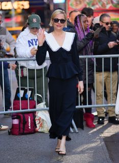Michelle Williams feet photo 2