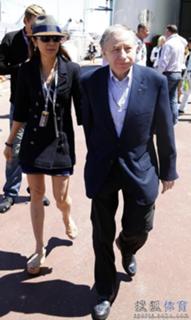 Michelle Yeoh feet photo thumbnail