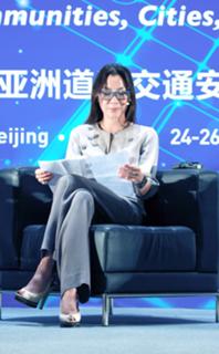 Michelle Yeoh feet photo thumbnail