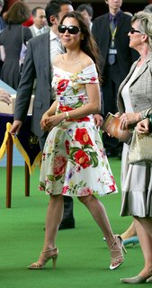 Michelle Yeoh feet photo thumbnail