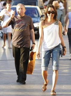 Michelle Yeoh feet photo thumbnail