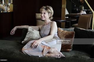 Michèle Laroque feet photo 20