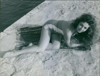 Michèle Mercier feet photo 1