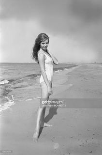 Michèle Mercier feet photo 19