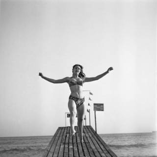 Michèle Mercier feet photo 17