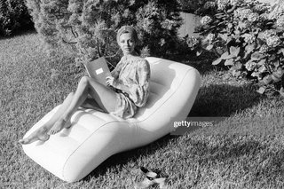 Michèle Mercier feet photo 20
