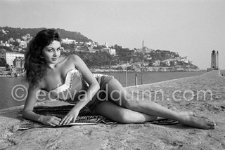 Michèle Mercier feet photo 14