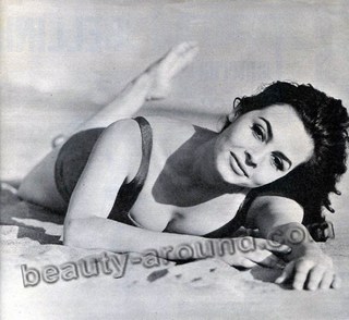 Michèle Mercier feet photo 6