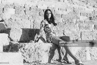 Michèle Mercier feet photo 4