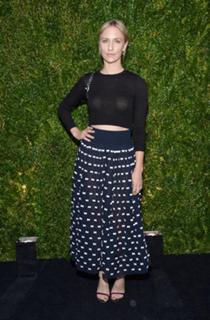 Mickey Sumner feet photo 11