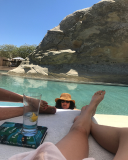 Mickey Sumner feet photo 12