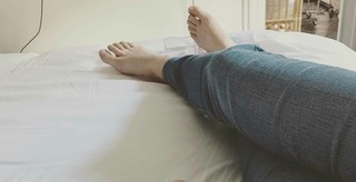 Mickey Sumner feet photo 19