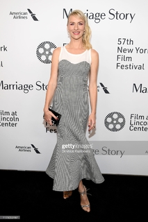 Mickey Sumner feet photo 17