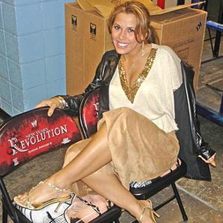 Mickie James feet photo thumbnail