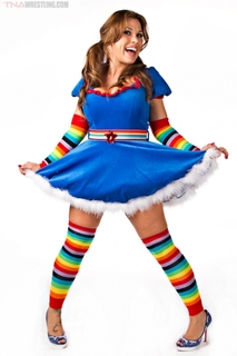 Mickie James feet photo thumbnail