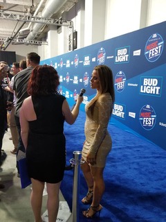 Mickie James feet photo thumbnail