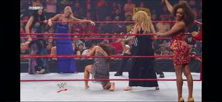 Mickie James feet photo thumbnail