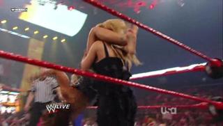 Mickie James feet photo thumbnail