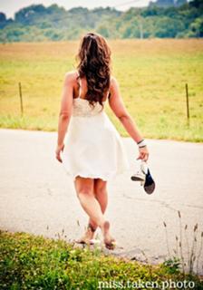 Mickie James feet photo thumbnail