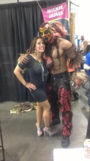 Mickie James feet photo thumbnail