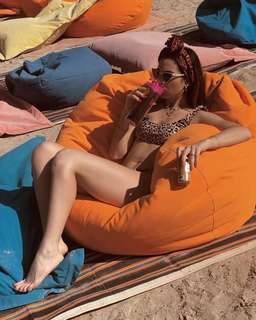 Micol Olivieri feet photo 11