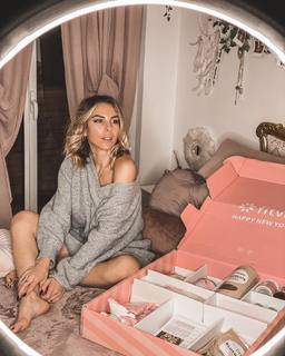 Micol Olivieri feet photo 13