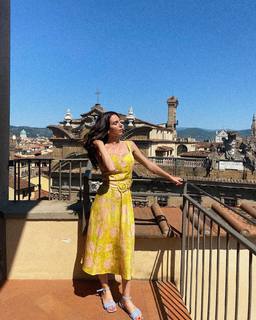 Micol Olivieri feet photo 2