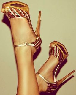 Micol Ronchi feet photo 8