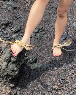 Midori Francis feet photo 3