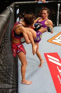 Miesha Tate feet photo thumbnail