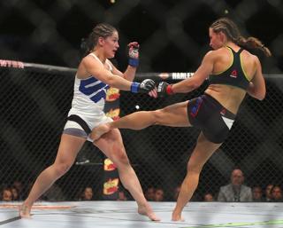 Miesha Tate feet photo thumbnail