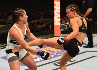 Miesha Tate feet photo thumbnail