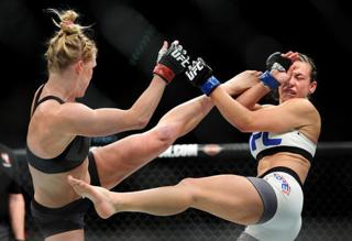 Miesha Tate feet photo thumbnail